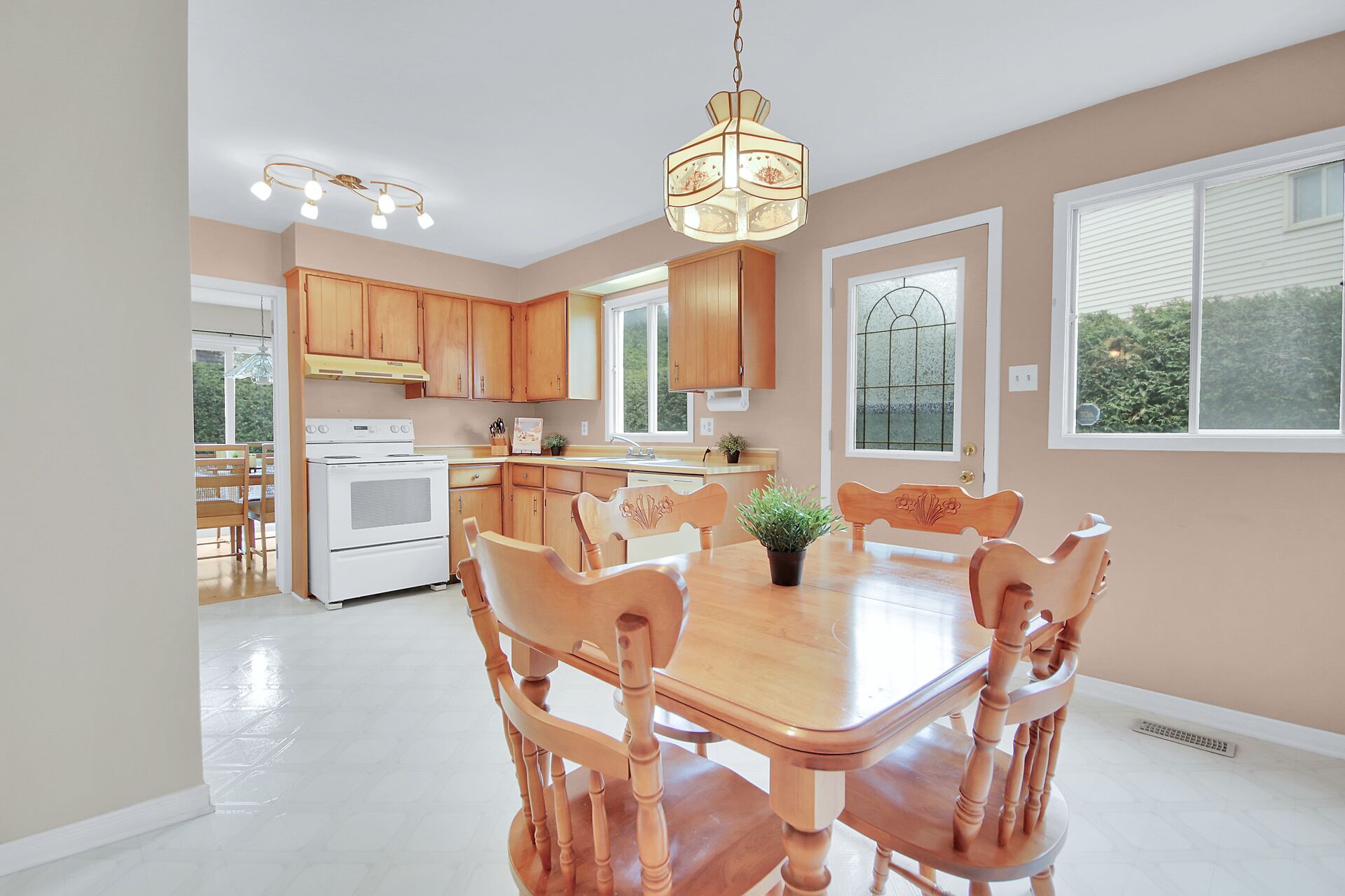 What Families Should Know Before Buying a Home in Barrhaven, Riverside South, and Manotick